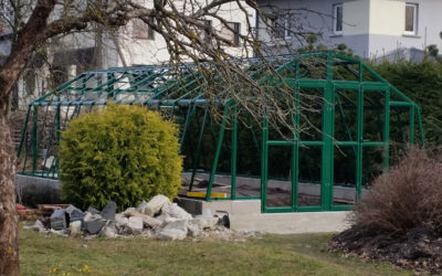 Pros and cons of different greenhouse frames